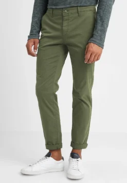 Pier One SLIM FIT CHINO - Chino - Dark Green -Kleidung PierOne Store 073ecba7b2a14061bff9f99cccd5694c 1