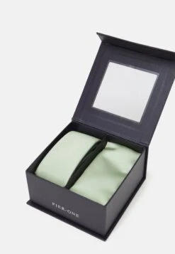 Pier One SET - Einstecktuch - Light Green -Kleidung PierOne Store 186418c4632045a49f49be956c5a79e1