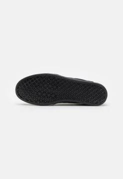 Pier One UNISEX - Sneaker Low - Black 10 Pier One UNISEX - Sneaker Low - Black -Kleidung PierOne Store 1e2ef94bb75d4d7ea7419bd2ed4c0806