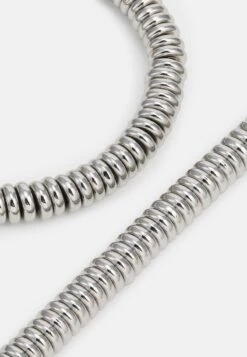 Pier One SET - Halskette - Silver-coloured -Kleidung PierOne Store 22d9866648dd43b78d9726ffb879520c