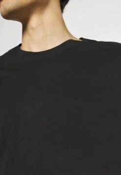 Pier One Nachtwäsche Set - Black -Kleidung PierOne Store 2d7a3bf373434ec99530f26b5c489aa6