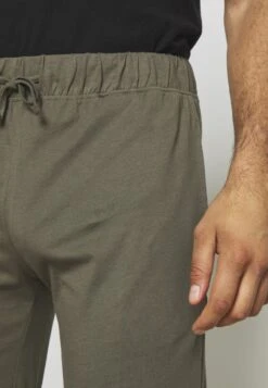 Pier One 2 PACK - Nachtwäsche Hose - Black/khaki -Kleidung PierOne Store 2d7e8aabb1c34004a160f9bd3c559011