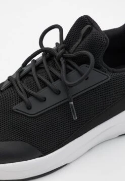 Pier One Sneaker Low - Black -Kleidung PierOne Store 3097bb7fc7fb456582f80d6258112987