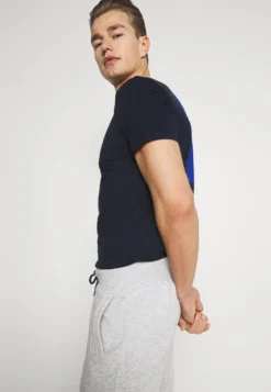 Pier One 2 PACK - Shorts - Mottled Light Grey/dark Blue -Kleidung PierOne Store 380539021590444ba0d9f275a672b5df