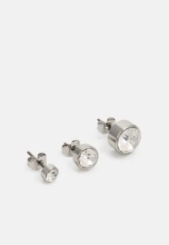 Pier One 6PACK UNISEX - Halskette - Silver-coloured 8 Pier One 6PACK UNISEX - Halskette - Silver-coloured -Kleidung PierOne Store 4772f96191c84269a1acd5945616045a