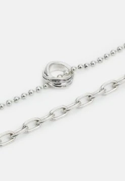 Pier One UNISEX 2 PACK - Halskette - Silver-coloured -Kleidung PierOne Store 481f26665f68431c9a9b36d3328e973c