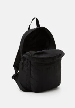 Pier One Tagesrucksack - Black -Kleidung PierOne Store 5857bf9f87bd4921afcc6369b3f34f5d