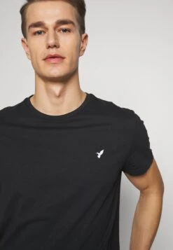 Pier One T-Shirt Basic - Black -Kleidung PierOne Store 637f78d11e5f4cbfbb5a7737a4a1b36f