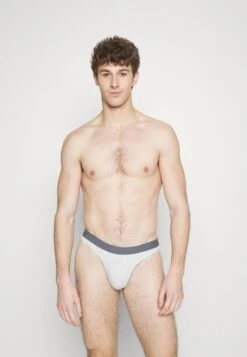 Pier One 3 PACK - Slip - Red/grey/black -Kleidung PierOne Store 6b0dcc1bbbb54d92b9e0af57341537cc