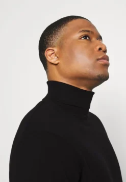 Pier One Strickpullover - Black -Kleidung PierOne Store 6cdf085b68974df0b2b7267576ca751b