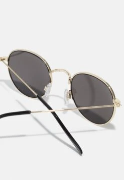 Pier One UNISEX - Sonnenbrille - Black/gold -Kleidung PierOne Store 7069e7f182e7433fa78a51506b246f89