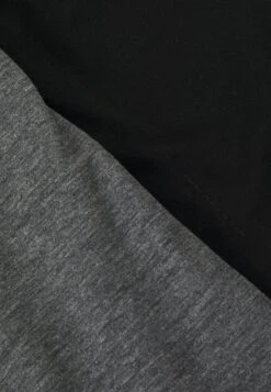 Pier One UNISEX 2 PACK - Mütze - Black/grey -Kleidung PierOne Store 898957d575ad4a3aa4355ee81180eb03