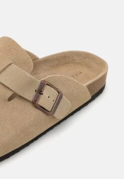 Pier One LEATHER UNISEX - Clogs - Beige -Kleidung PierOne Store 9441d91098484a458d337de47de41e02