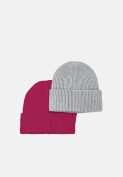Pier One UNISEX 2 PACK - Mütze - Red/grey -Kleidung PierOne Store 974eebccedc348d4971691706216c905 1