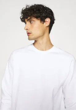 Pier One 2 PACK - Sweatshirt - White/black -Kleidung PierOne Store a5485bef5ad44f4282ce09e954d19f56