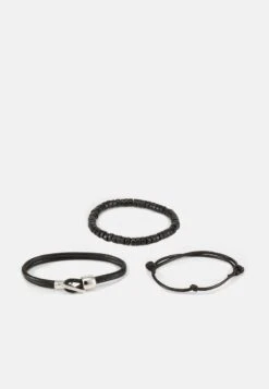 Pier One SET - Uhr - Black -Kleidung PierOne Store b0f469a7519f433387fdcd22fdfd31fe