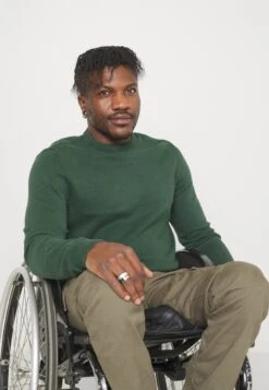 Pier One Strickpullover - Dark Green -Kleidung PierOne Store be54916fc9d54f10a9831041a0577849