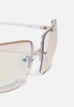 Pier One UNISEX - Sonnenbrille - Transparent 8 Pier One UNISEX - Sonnenbrille - Transparent -Kleidung PierOne Store ce973f03df4b4e619c64ae53602a15e3