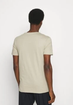 Pier One T-Shirt Basic - White/dark Grey/black -Kleidung PierOne Store d4309172134f476283eb4fd8b00555ed