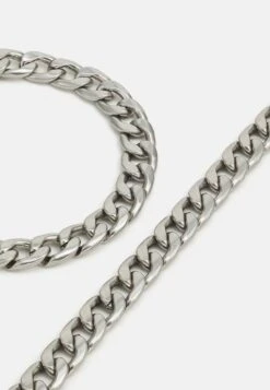 Pier One 2PACK SET - Halskette - Silver-coloured 8 Pier One 2PACK SET - Halskette - Silver-coloured -Kleidung PierOne Store df2f201b74344f4db97bf89a3f01a241