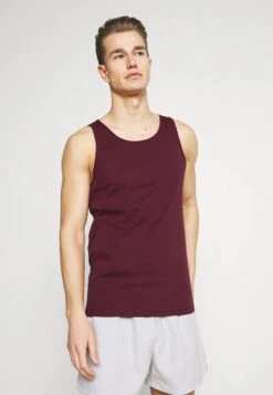 Pier One 3 PACK - Unterhemd/-shirt - Dark Blue/bordeaux/off-white 9 Pier One 3 PACK - Unterhemd/-shirt - Dark Blue/bordeaux/off-white -Kleidung PierOne Store e5c0c269801440abb1025cc34256b4eb