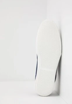 Pier One UNISEX - Sneaker Low - Dark Blue -Kleidung PierOne Store e752f9ad01314be7869db9ae10f02a5b