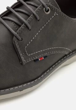 Pier One Sportlicher Schnürer - Grey -Kleidung PierOne Store ecfb35cd425248f6a890e98dbfdbfaa4