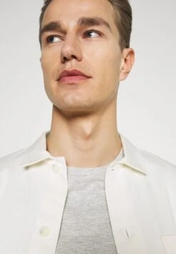 Pier One 3 PACK - T-Shirt Basic - Black/grey/bordeaux 11 Pier One 3 PACK - T-Shirt Basic - Black/grey/bordeaux -Kleidung PierOne Store f044dd83870b4a1a8265aa9d47518c53