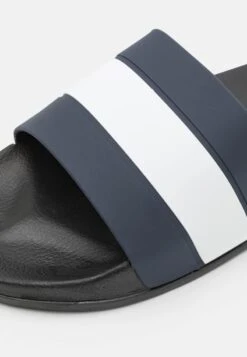 Pier One Pantolette Flach - Dark Blue/white -Kleidung PierOne Store fca2b97369364691b5a9f753ac3a49a5